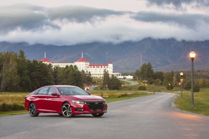 2018 Honda Accord Sport 2.0T 11