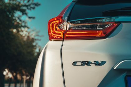 2019 Honda CR-V Hybrid 32