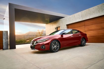 2019 Nissan Maxima 8