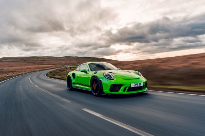 2018 Porsche 911 ( 991 type II ) GT3 RS - UK version 4