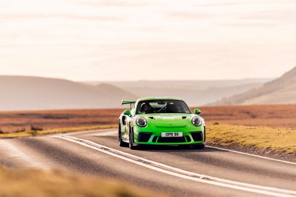 2018 Porsche 911 ( 991 type II ) GT3 RS - UK version 15