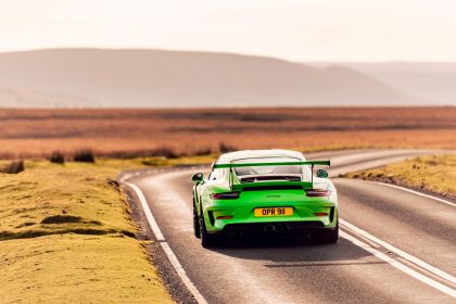 2018 Porsche 911 ( 991 type II ) GT3 RS - UK version 16