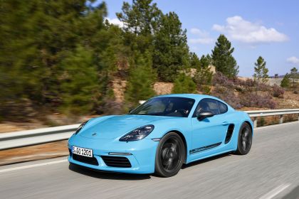 2019 Porsche 718 Cayman T 52