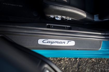 2019 Porsche 718 Cayman T 61