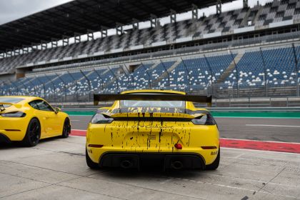 2019 Porsche 718 Cayman GT4 Clubsport 17