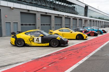 2019 Porsche 718 Cayman GT4 Clubsport 23