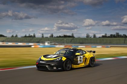 2019 Porsche 718 Cayman GT4 Clubsport 30