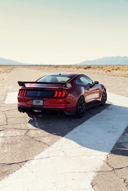 2020 Ford Mustang Shelby GT500 70