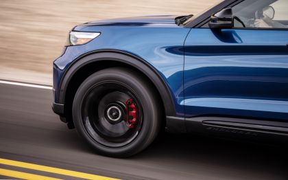 2020 Ford Explorer ST 9