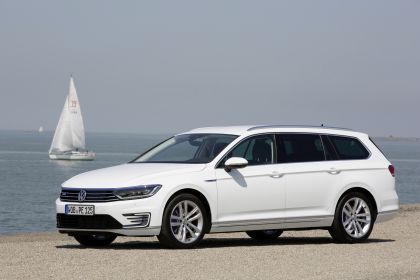 2020 Volkswagen Passat variant GTE 4