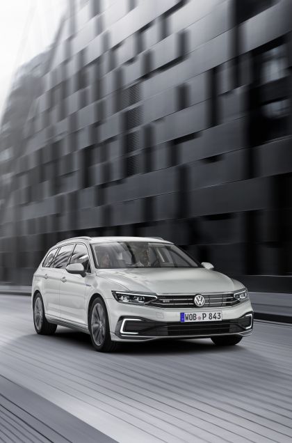 2020 Volkswagen Passat variant GTE 22