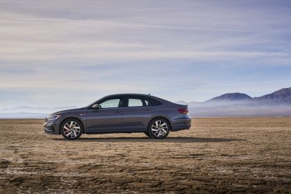 2019 Volkswagen Jetta GLI 11