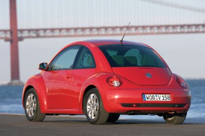 1998 Volkswagen New Beetle 8