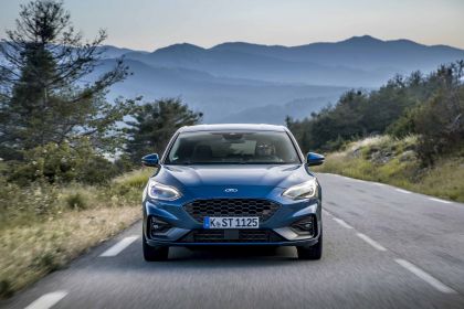 2020 Ford Focus ST 14