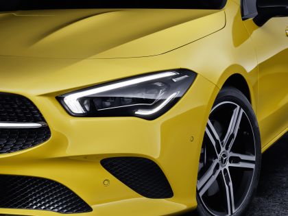 2019 Mercedes-Benz CLA Shooting Brake 9