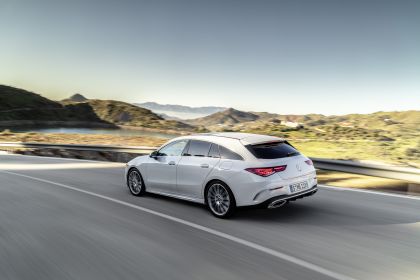 2019 Mercedes-Benz CLA Shooting Brake 18