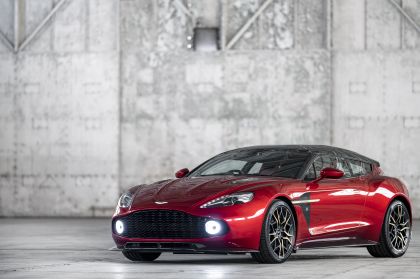 2017 Aston Martin Vanquish Zagato Shooting Brake 2