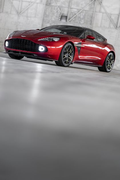 2017 Aston Martin Vanquish Zagato Shooting Brake 12