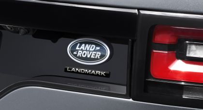 2020 Land Rover Discovery Landmark Edition 9