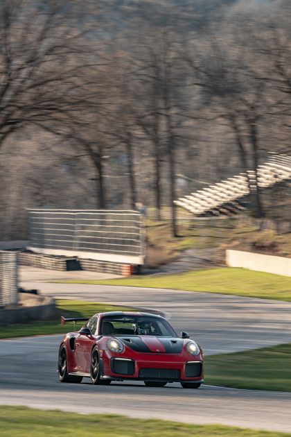 2019 Porsche 911 ( 991 type II ) GT2 RS - lap record 5