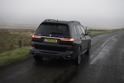 2019 BMW X7 xDrive 30d - UK version 44