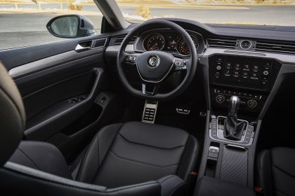 2019 Volkswagen Arteon SE 12