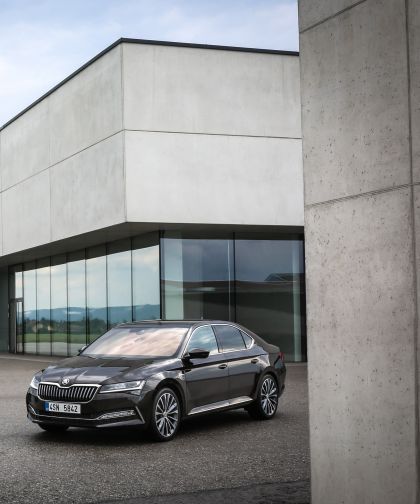 2020 Skoda Superb 49