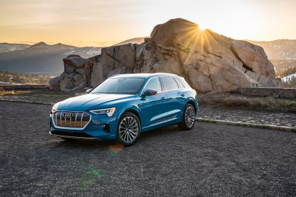 2019 Audi e-Tron - USA version 1