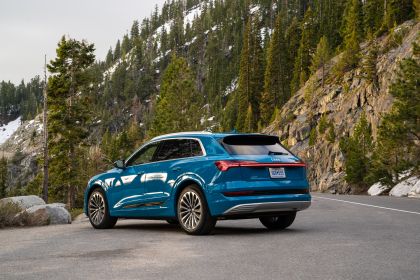 2019 Audi e-Tron - USA version 16