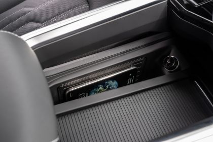 2019 Audi e-Tron - USA version 52