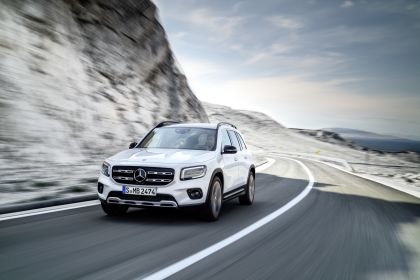 2020 Mercedes-Benz GLB 11