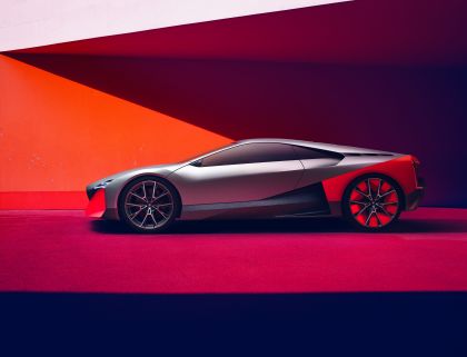 2019 BMW Vision M Next concept 5