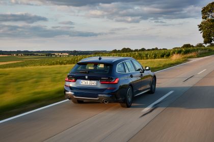 2020 BMW 330d ( G21 ) xDrive Touring 9