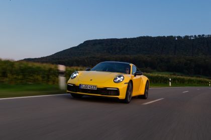 2019 Porsche 911 ( 992 ) Carrera 84