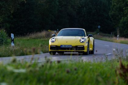 2019 Porsche 911 ( 992 ) Carrera 87