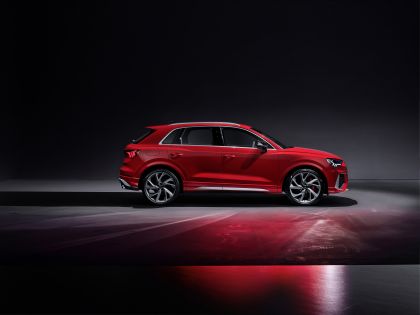 2020 Audi RS Q3 20