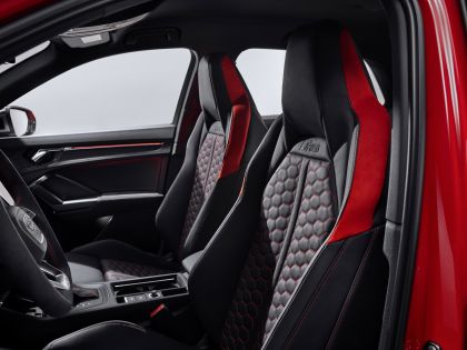 2020 Audi RS Q3 31