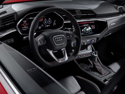 2020 Audi RS Q3 35