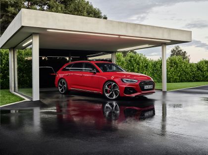 2020 Audi RS 4 Avant 2