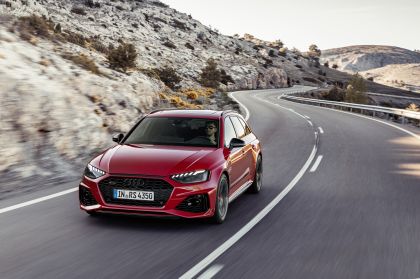 2020 Audi RS 4 Avant 23