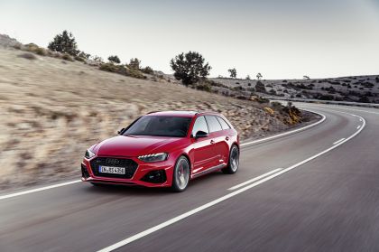 2020 Audi RS 4 Avant 26