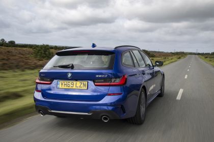 2020 BMW 320d ( G21 ) xDrive touring - UK version 13