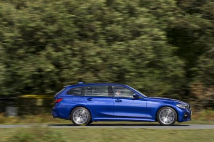 2020 BMW 320d ( G21 ) xDrive touring - UK version 20