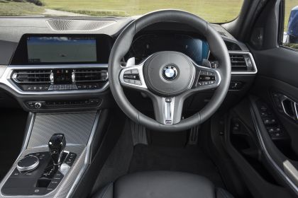 2020 BMW 320d ( G21 ) xDrive touring - UK version 43