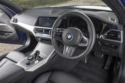 2020 BMW 320d ( G21 ) xDrive touring - UK version 44