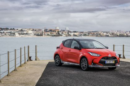 2020 Toyota Yaris hybrid 59