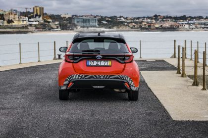 2020 Toyota Yaris hybrid 61