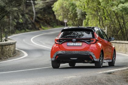 2020 Toyota Yaris hybrid 102