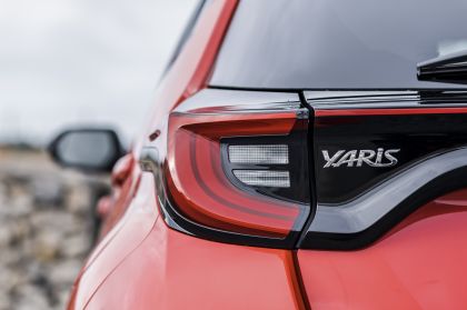 2020 Toyota Yaris hybrid 136