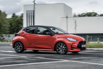 2020 Toyota Yaris hybrid 155